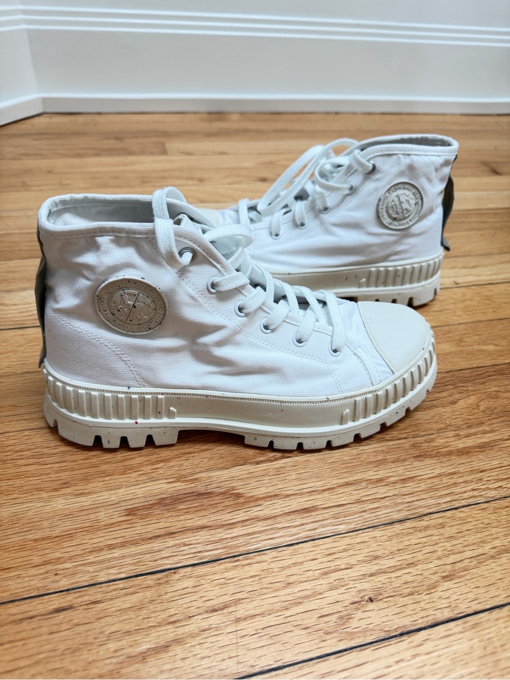 Palladium PallaShock Original V1  Mid-Top Boots | Star White | Women’s 8.5 - Picture 4 of 16